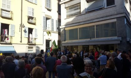 Pd Como in presidio: "E' un modo violento di fare politica che nasconde di autoritarismo"