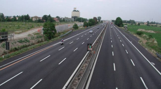 Chiusure notturne sull’autostrada A9: ecco quando