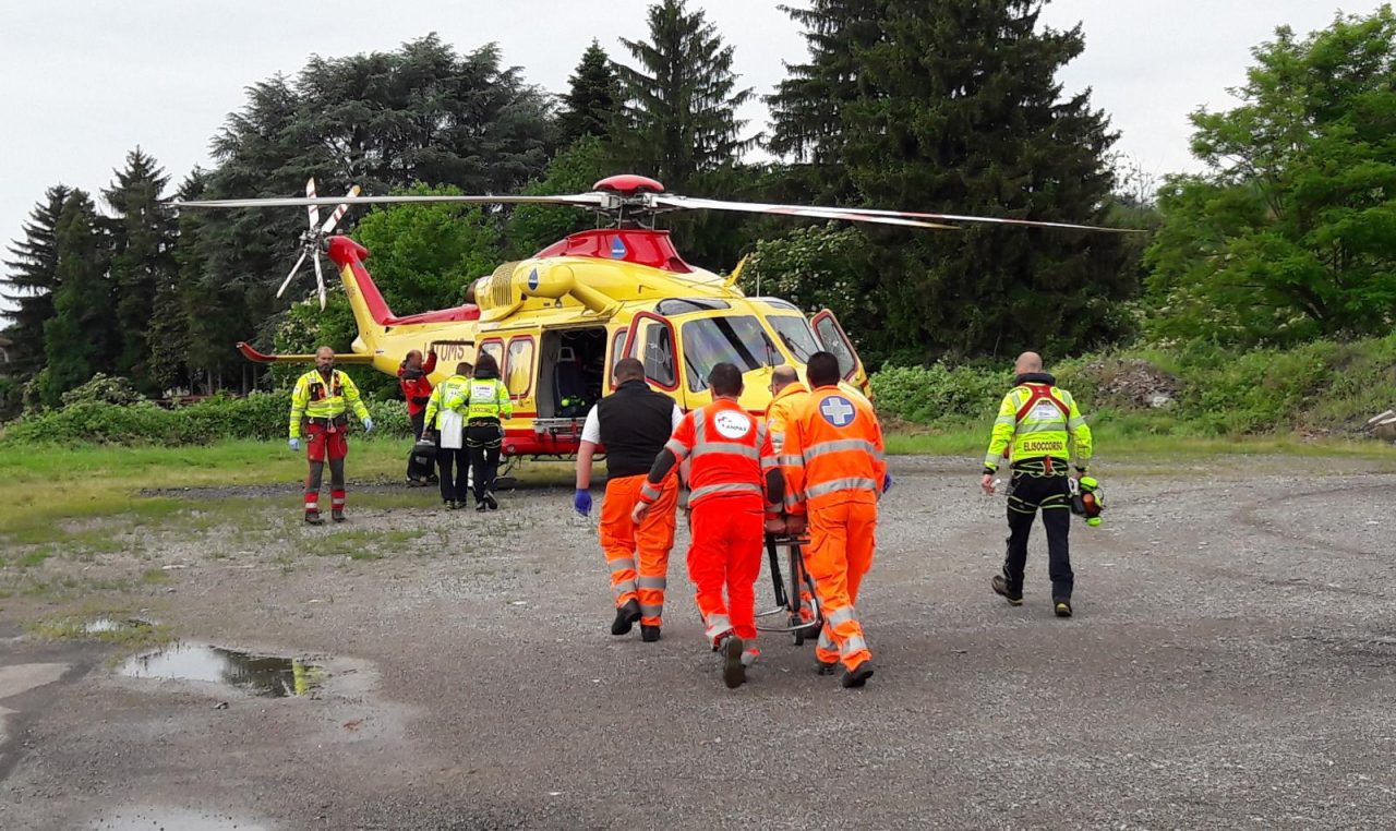 Malore donna soccorsa e portata in ospedale con l’elisoccorso