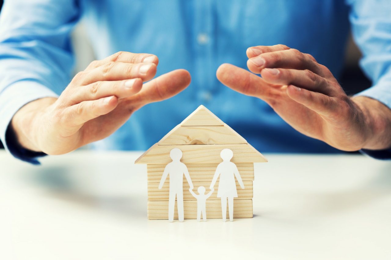 Analisi del mercato immobiliare e assicurazione casa