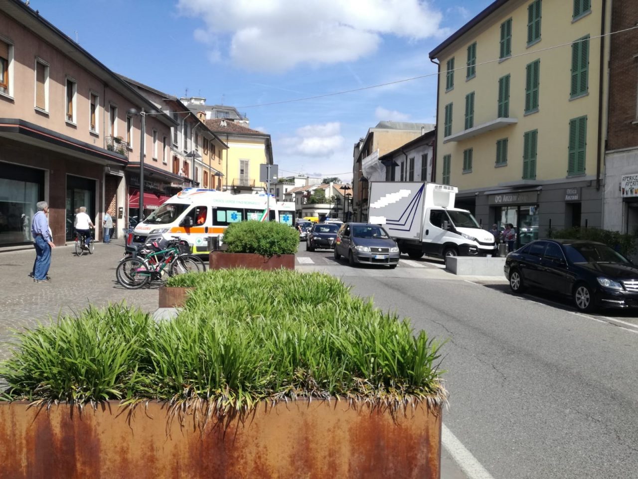 Incidente Mariano: il camion fa manovra in ospedale un’ottantenne