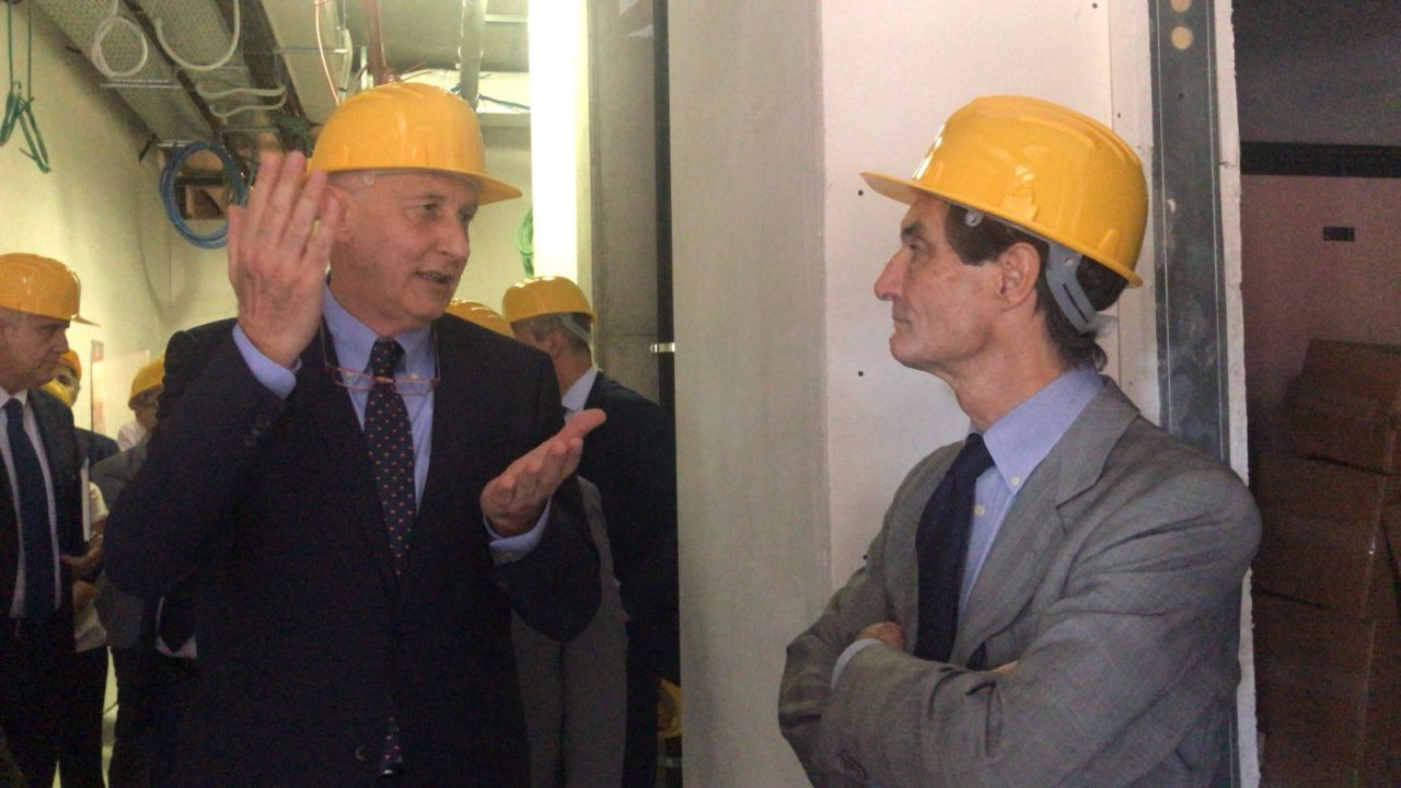 Fontana a Cantù: “Crediamo in questo presidio ospedaliero” FOTO E VIDEO