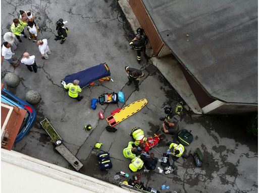 Dramma a Mandello: bambino precipita, è grave. Indagano i Carabinieri