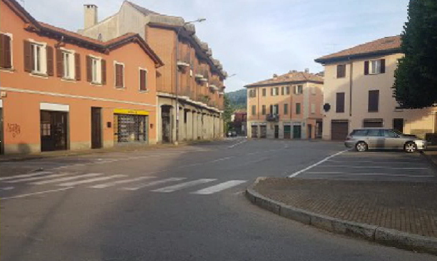 Erba parcheggi in centro a pagamento, ma la prima mezz’ora non si paga