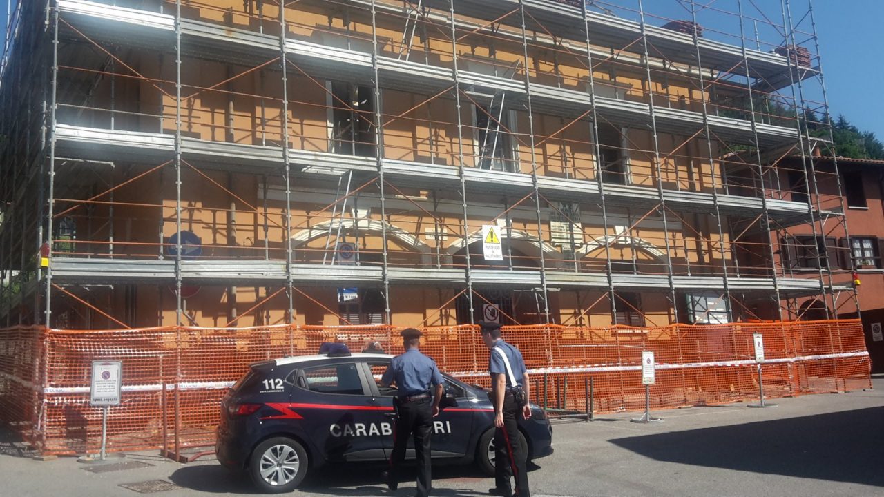 Infortunio sul lavoro a Tavernerio, ferito operaio