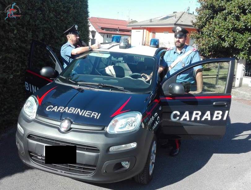 A Cermenate sgominata una casa dello spaccio