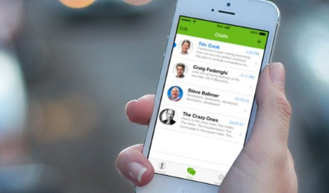 Chat WhatsApp per evitare i posti di blocco: l’ultima trovata