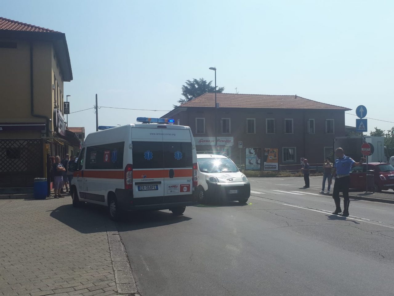 Pedone investito soccorso con l’elicottero