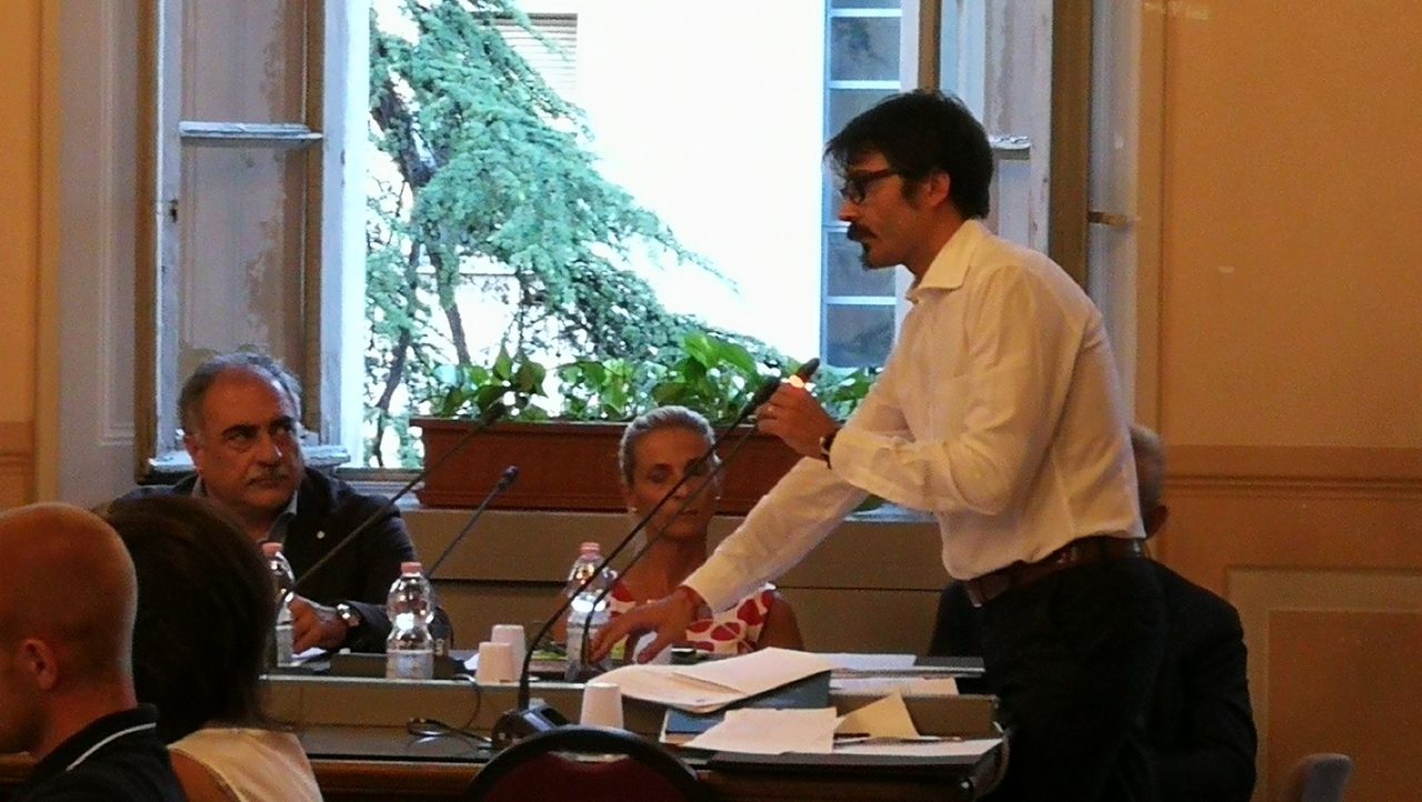 Como, niente tassa di occupazione del suolo fino a fine anno. Butti: “Preoccupato per la tenuta del tessuto economico”
