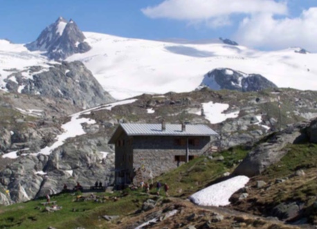 I rifugi riaprono con il 1° giugno: ecco tutte le linee guida per l’accoglienza