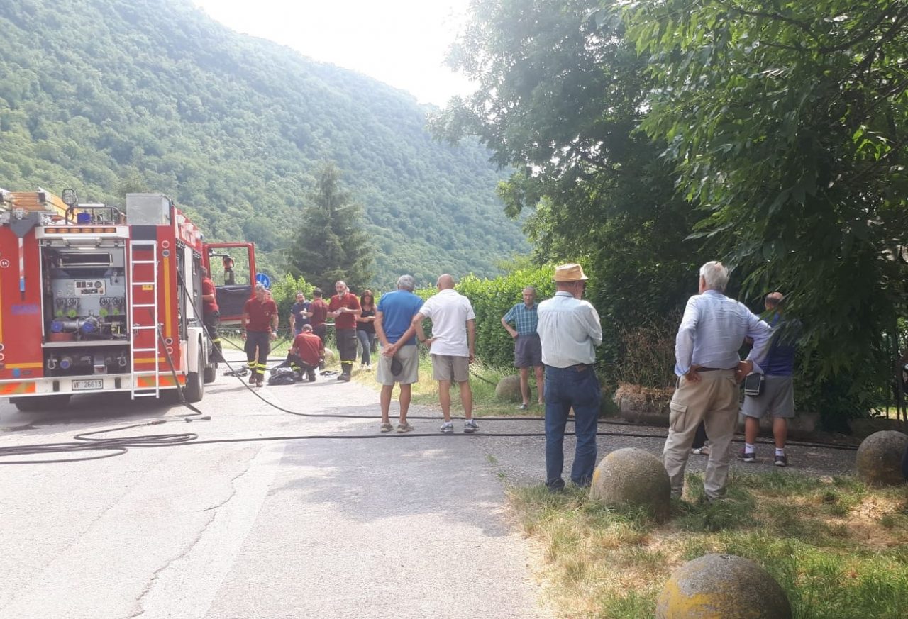 Il cadavere ritrovato al Segrino è di una donna con la fede al dito