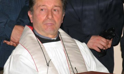 Arosio don Angelo in ospedale