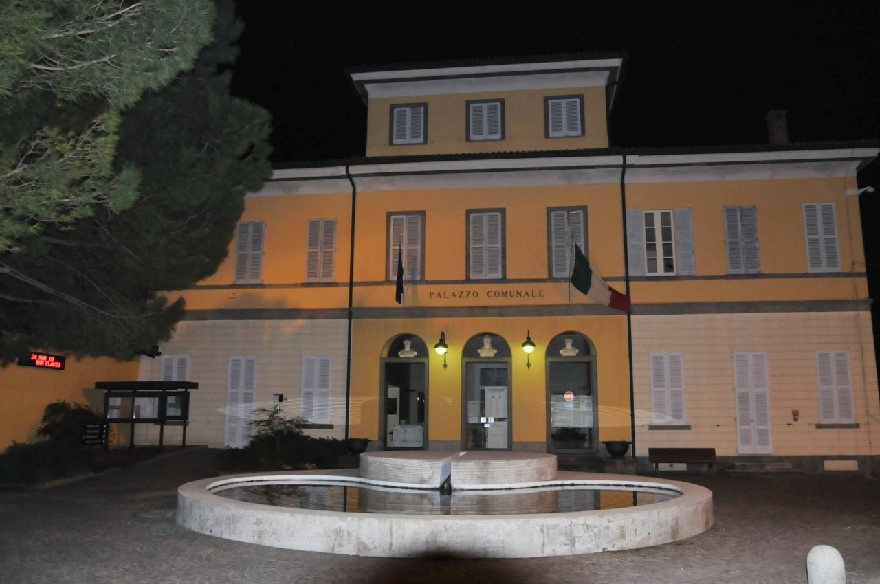Un caso di legionella a Casnate: il sindaco ordina la bonifica degli impianti