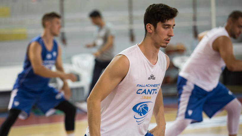 Pallacanestro Cantù un giovane rinforzo per coach Pashutin