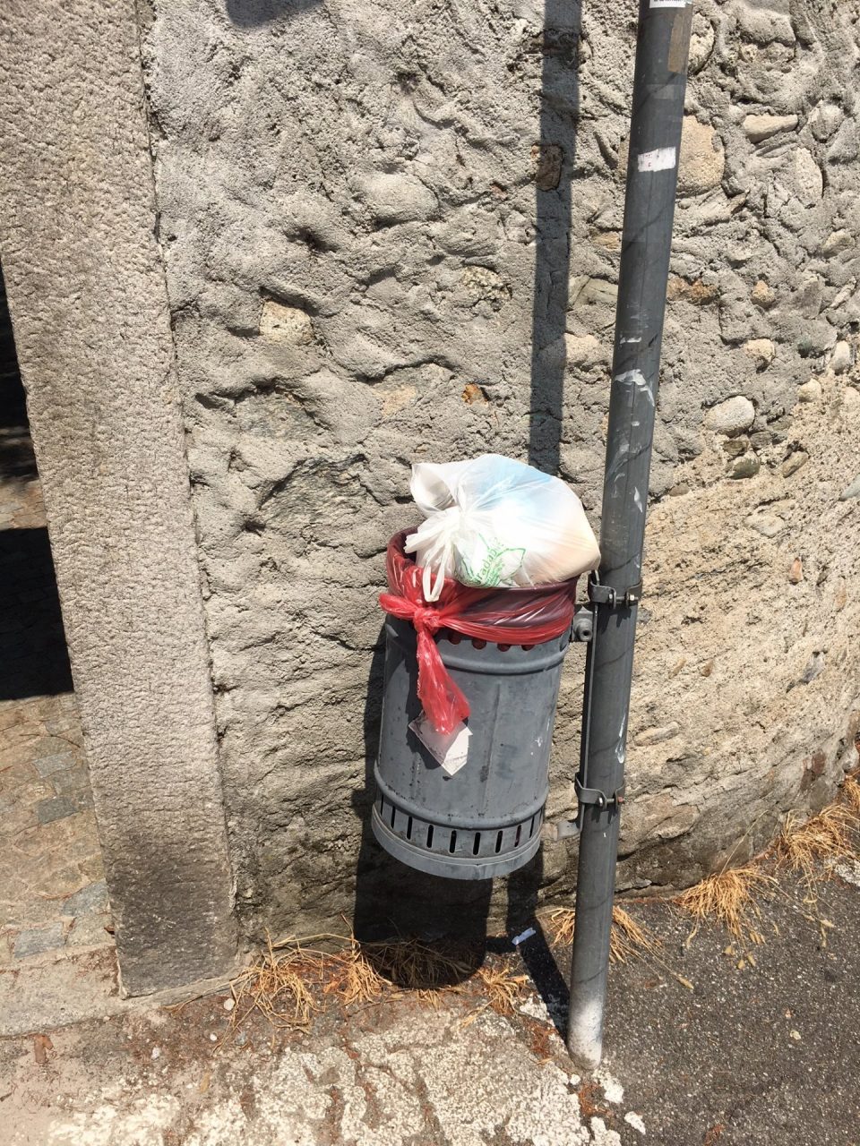 Raccolta rifiuti, servizio garantito nel capoluogo anche a Ferragosto