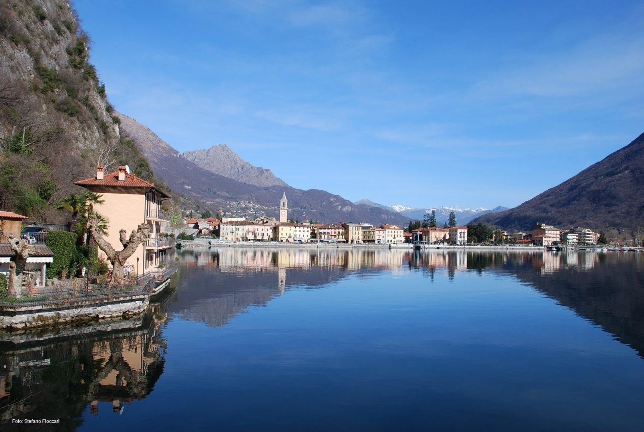 Giovane turista rischia di annegare a Porlezza: salvato dai bagnanti