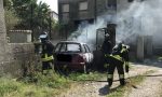 Incendio auto a Uggiate Trevano FOTO e VIDEO