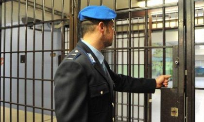 Agenti non in servizio riconoscono un ricercato a Montano: fermato, aveva cocaina addosso