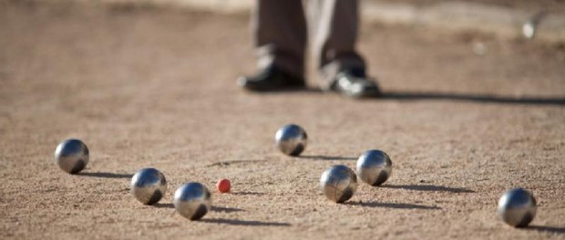 Tutti in campo con le bocce a Barni