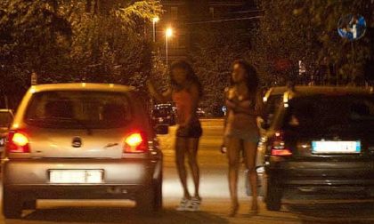 Nell'Erbese allarme prostitute a due passi dalle case