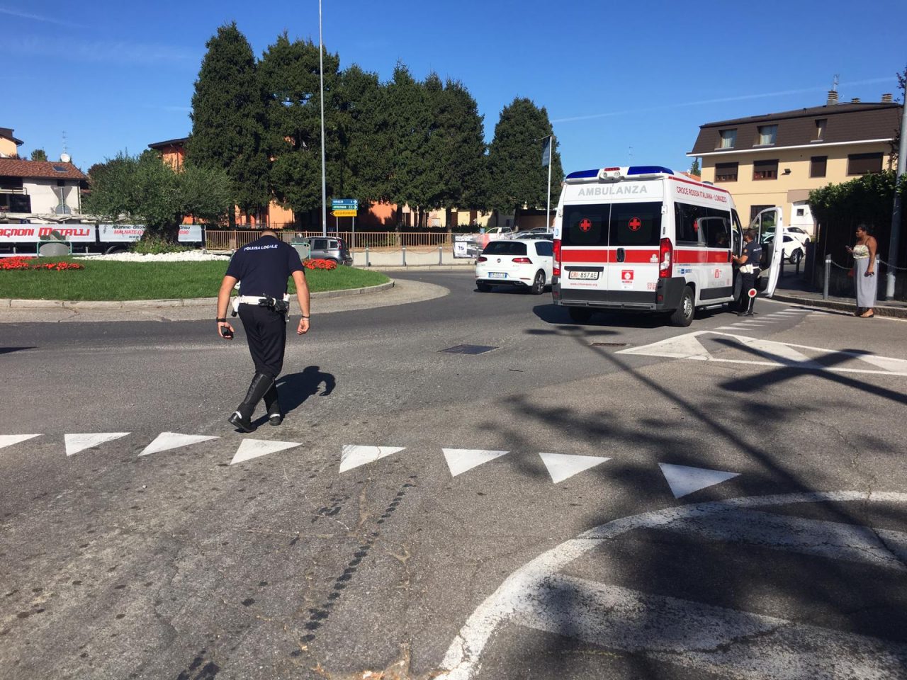 Ciclista ferita nell’impatto con un’automobile