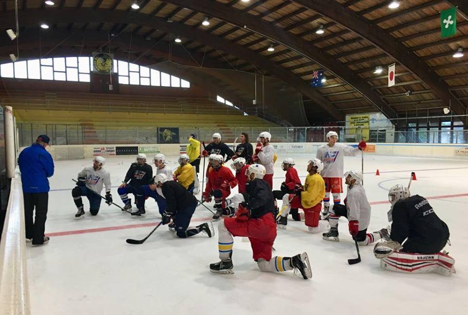 HOckey Como raduno epreprazione sul ghiaccio