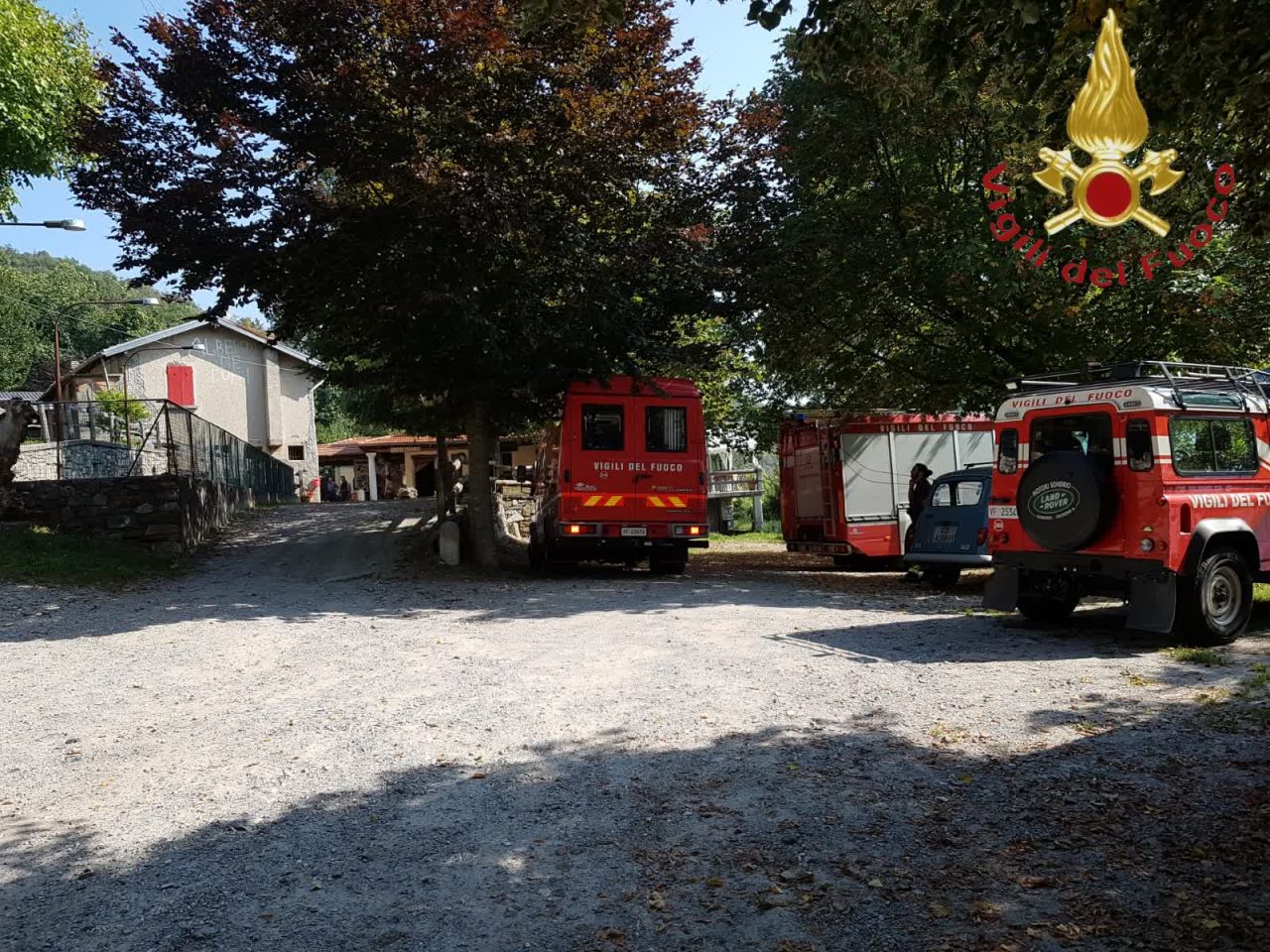 Anziano scompare a Carlazzo, trovato con l’aiuto di Vigili del fuoco e Forze dell’ordine