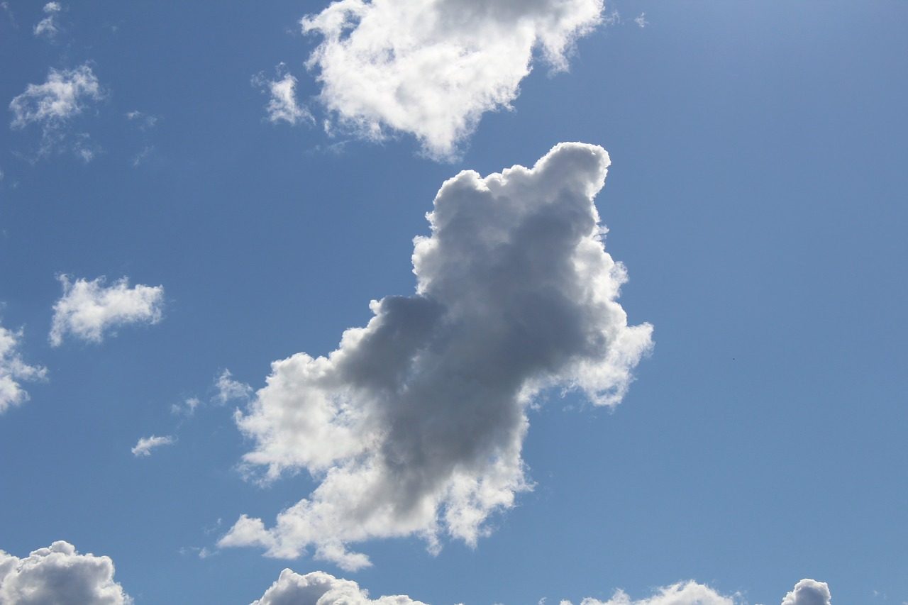 Meteo Como: tempo ambiguo tra sole e temporali