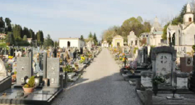 Lampade votive gratuite grazie al sole: il fotovoltaico fa risparmiare i cittadini