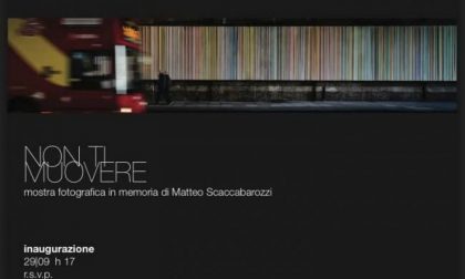 Non ti muovere: la mostra fotografica in ricordo di Matteo Scaccabarozzi