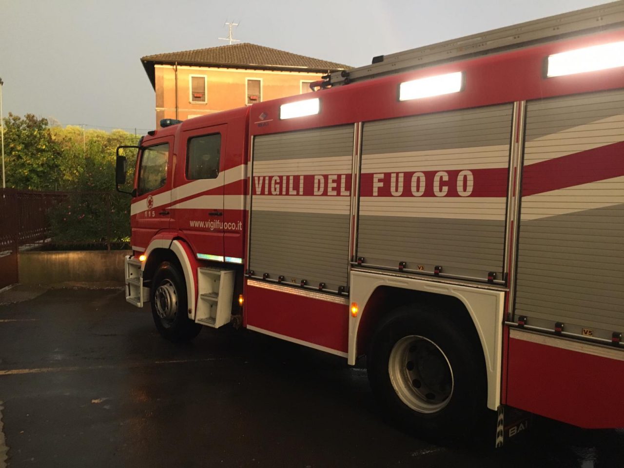 Tragedia sfiorata a Cernobbio per una coppia in fuga d’amore