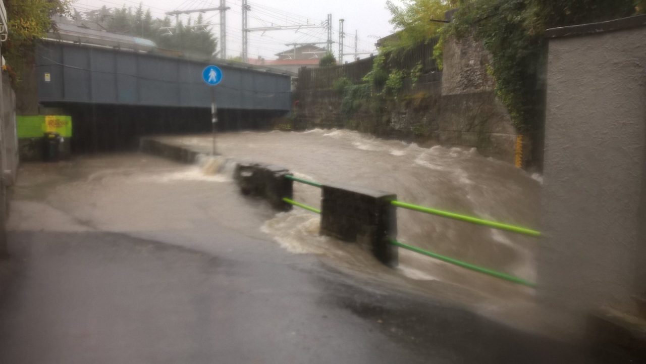 Maltempo: Lecchese campo di battaglia, danni ovunque.