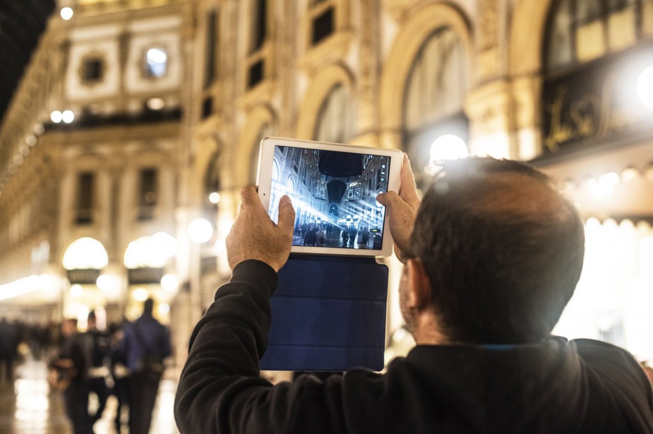 Cities racconta la città attraverso scatti e dipinti FOTO