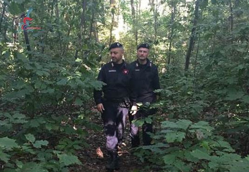 Controlli nell’Olgiatese: in motorino senza targa si dà alla fuga