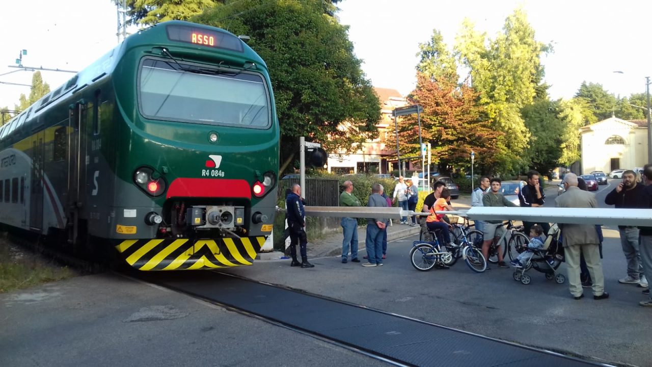 Incidente ferroviario una donna gravemente ferita FOTO e VIDEO