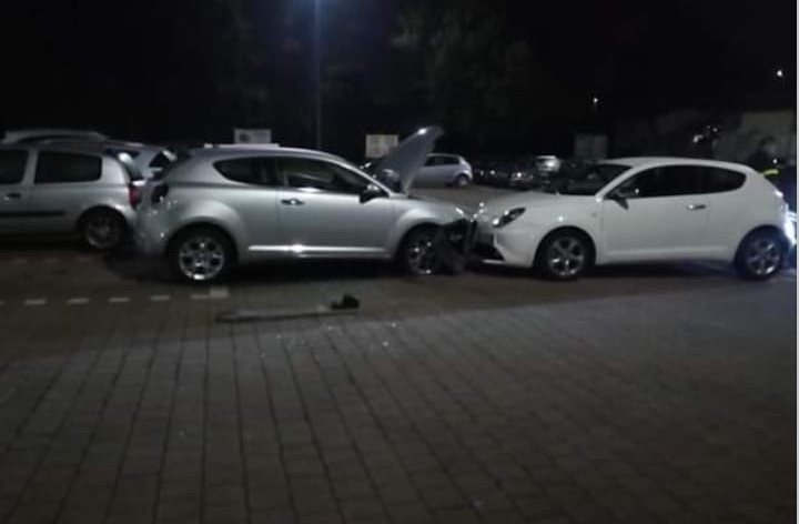 Incidente Lurago Marinone: abbatte la colonnina del parcheggio FOTO