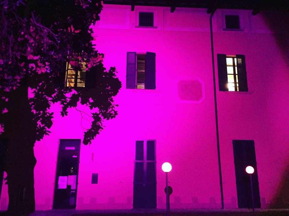 Municipio rosa lotta contro il tumore al seno