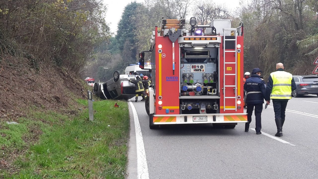 Ribaltamento a Inverigo ferito 51enne