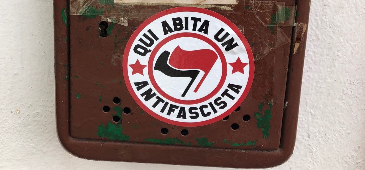 “Qui abita un antifascista”. A 95 anni marchia la sua casa