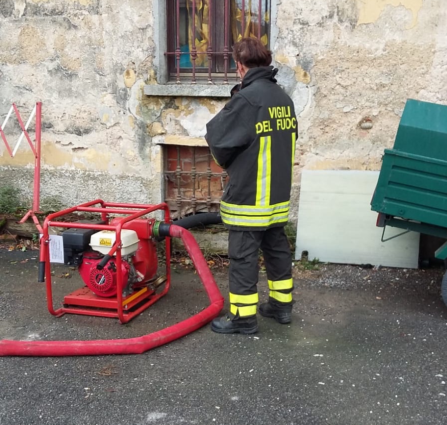 Cantina allagata per il maltempo, intervengono i Vigili del fuoco
