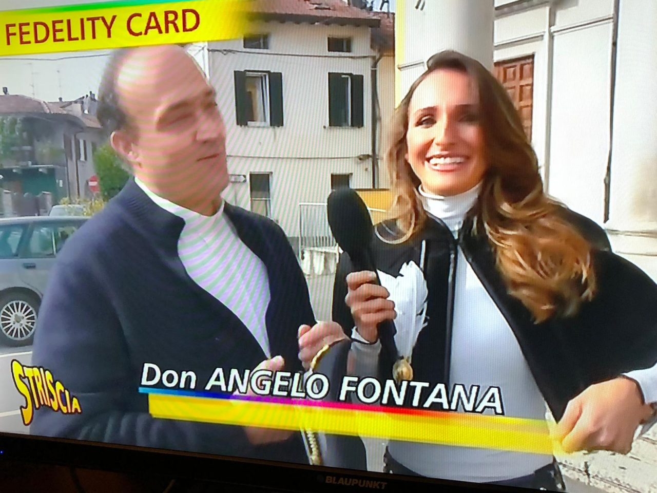 Tessera fedeltà a messa: Lurate Caccivio a “Striscia la notizia”