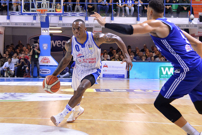 Pallacanestro Cantù Frank Gaines supera i 400 punti in LBA ed i 300 con Cantù