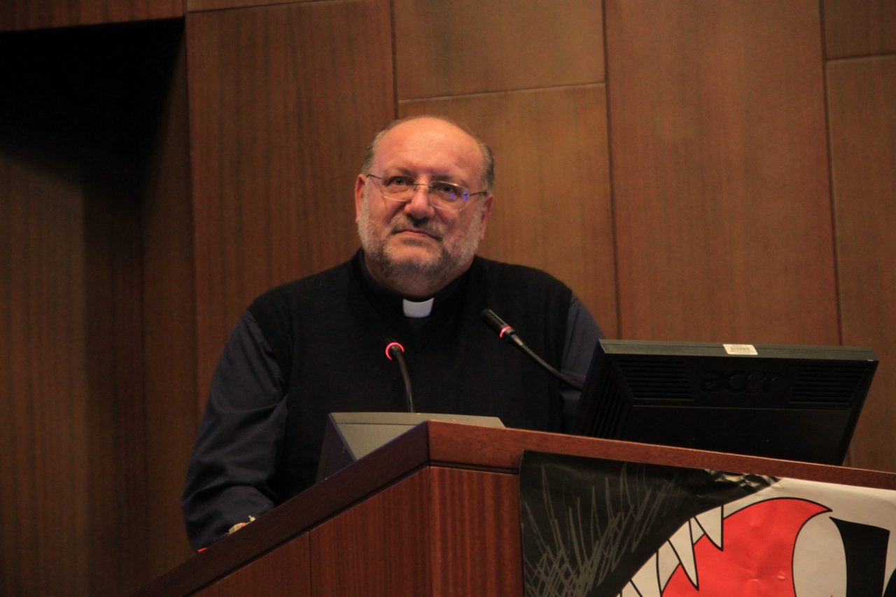 Tour del prete anti pedofili nel Lecchese FOTO