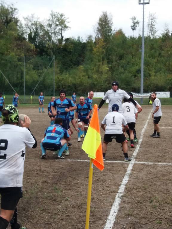 Rugby Como prima vittoria nel derby