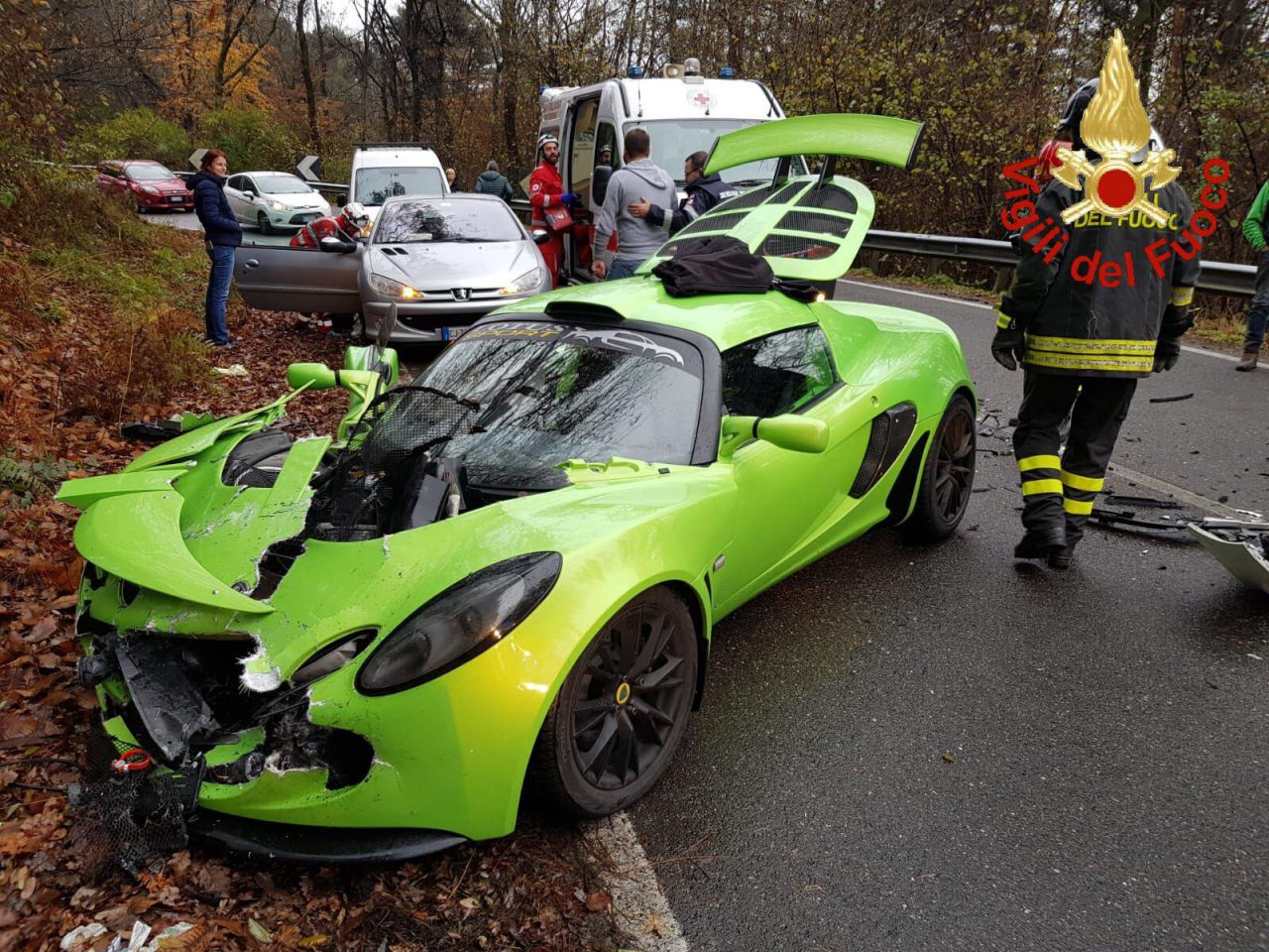 Incidente a Cantù, scontro tra due auto FOTO