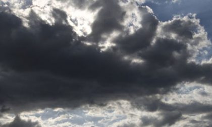 Nuova perturbazione in arrivo, ma niente pioggia o neve | Previsioni meteo