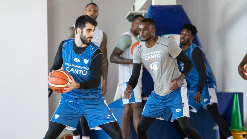 Pallacanestro Cantù in palestra per una settimana di fuoco