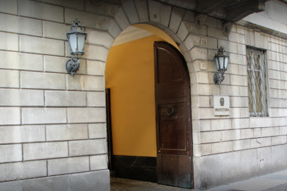 Sciopero degli operatori di vigilanza privata: presidio davanti alla Prefettura di Como