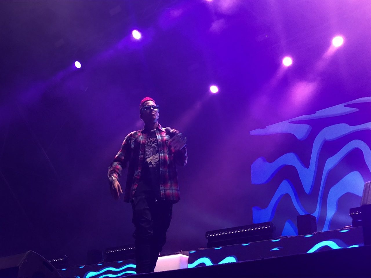 Sei morti al concerto di Sfera Ebbasta: la Lega a Roma fa un minuto di silenzio VIDEO