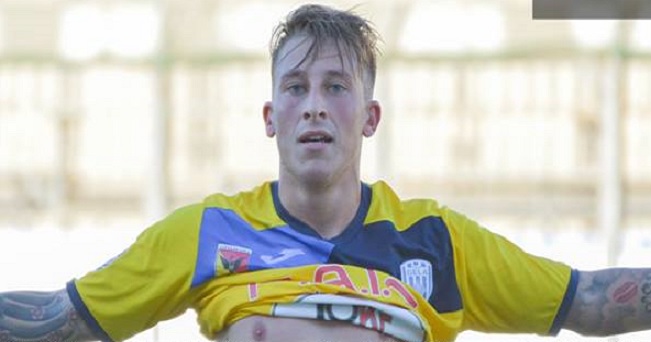Como calcio in azzurro è arrivato l’attaccante Tommaso Bonanno
